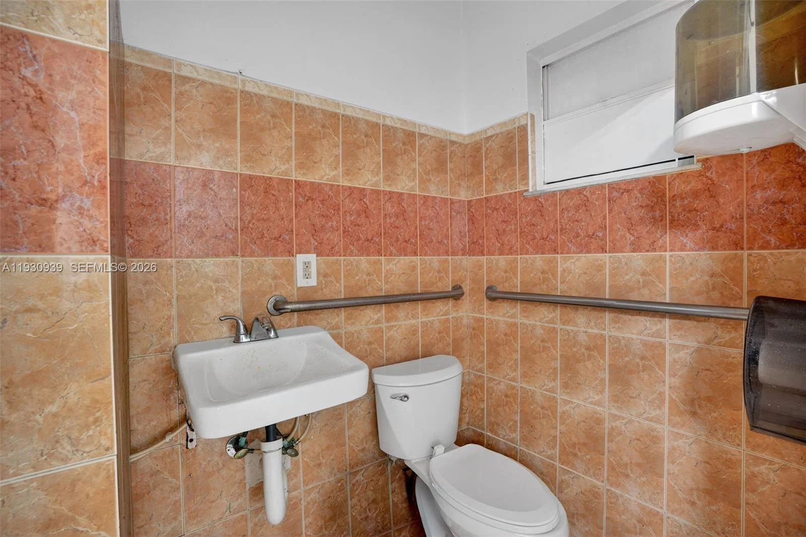 Established Pizzeria with Expansion Potential