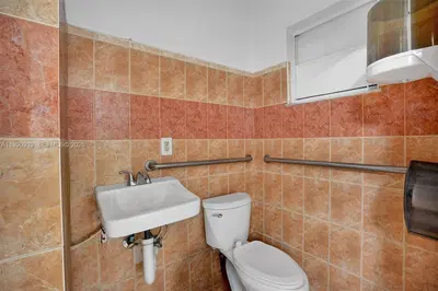 Established Pizzeria with Expansion Potential