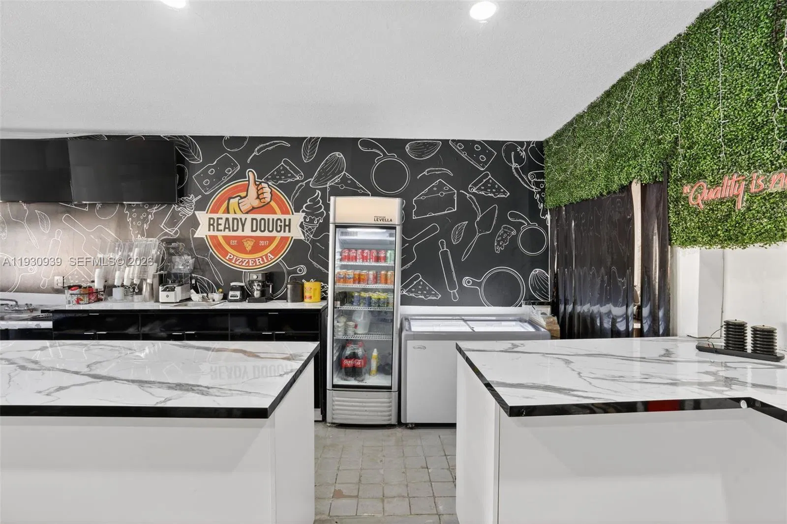 Established Pizzeria with Expansion Potential