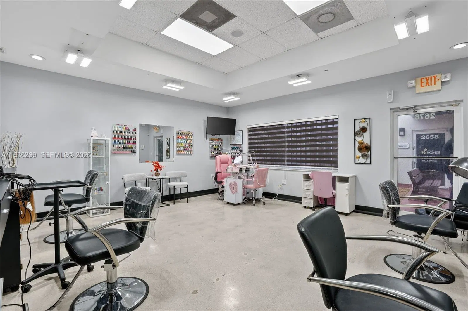 Established Full Service Beauty Salon with Turnkey Operations