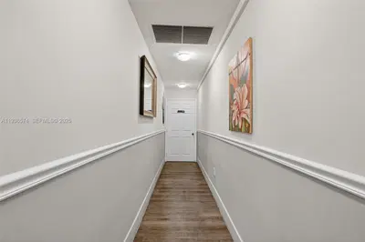 Established Restaurant with Prime Central Location