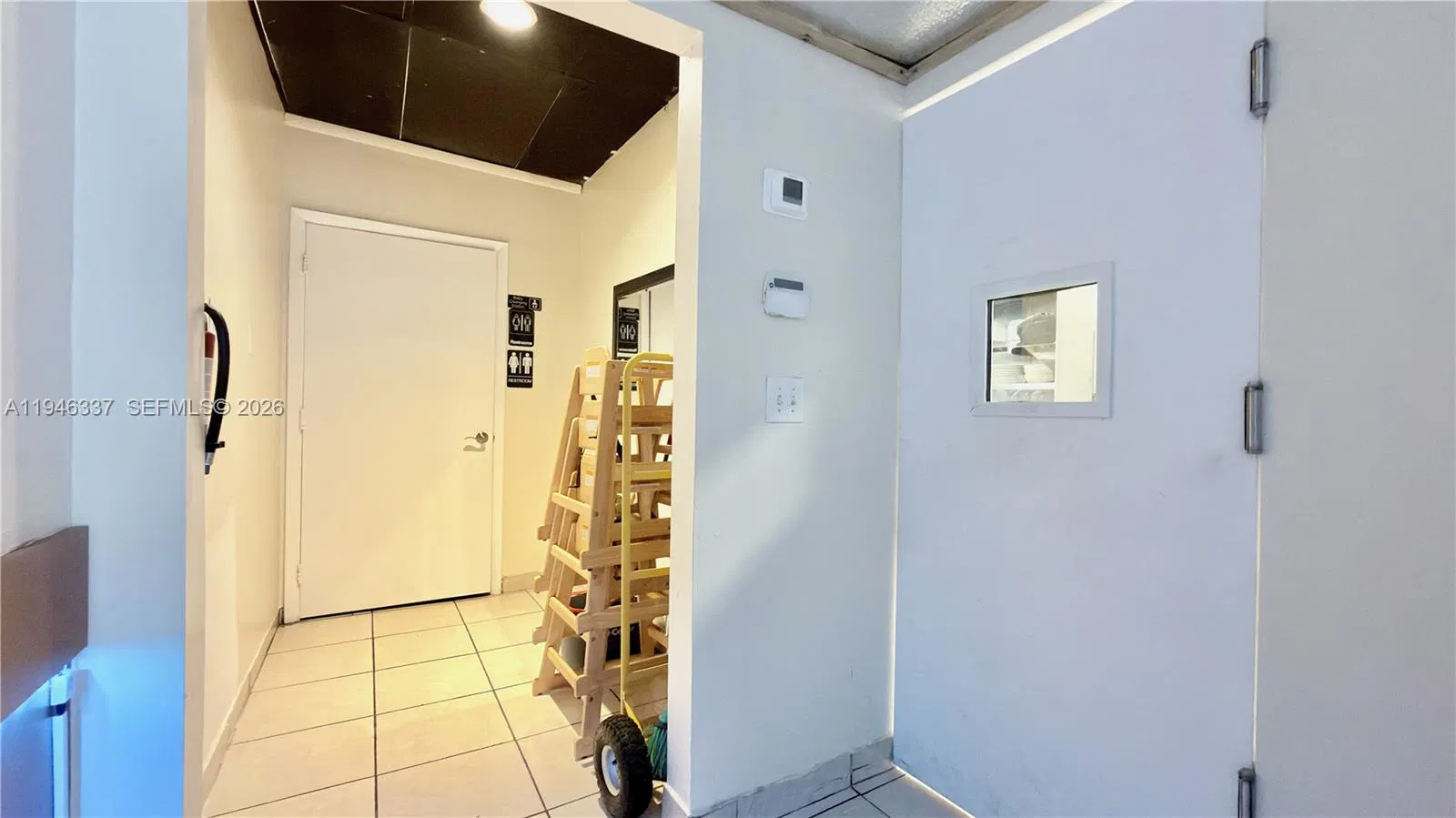 Prime Restaurant Space with Beer  Wine License