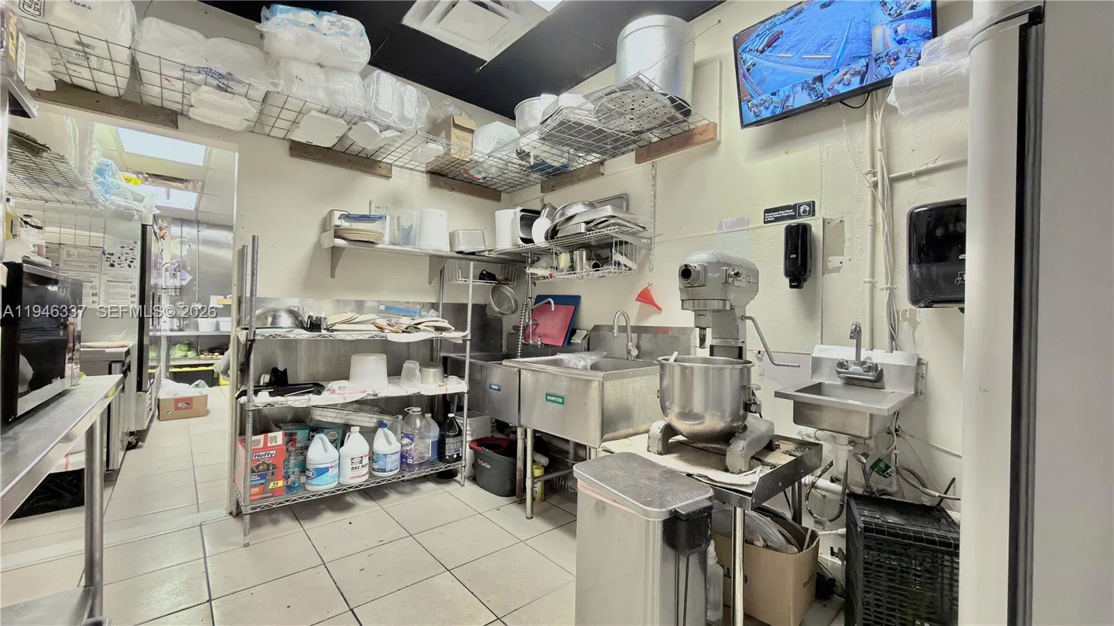 Prime Restaurant Space with Beer  Wine License