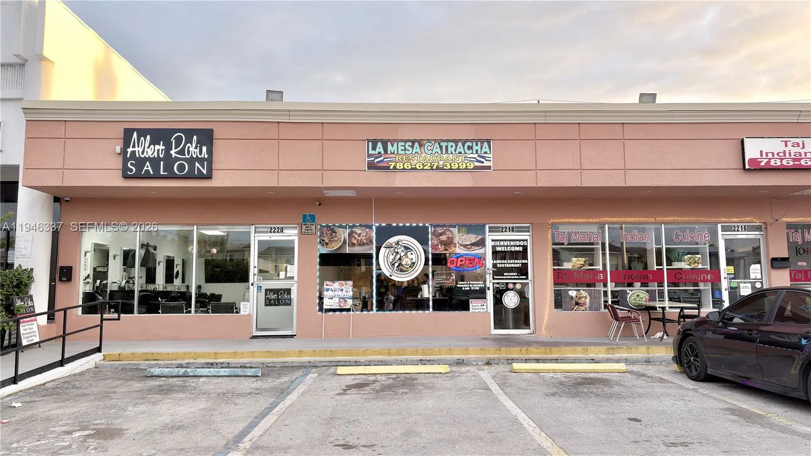 Prime Restaurant Space with Beer  Wine License