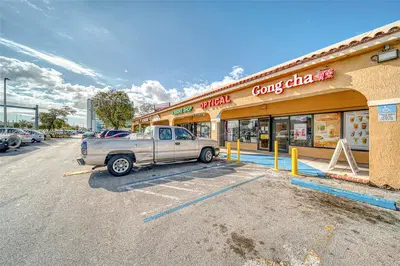 Turnkey Boba Tea Shop with Franchise Flexibility