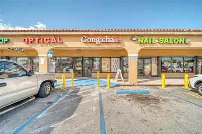 Turnkey Boba Tea Shop with Franchise Flexibility