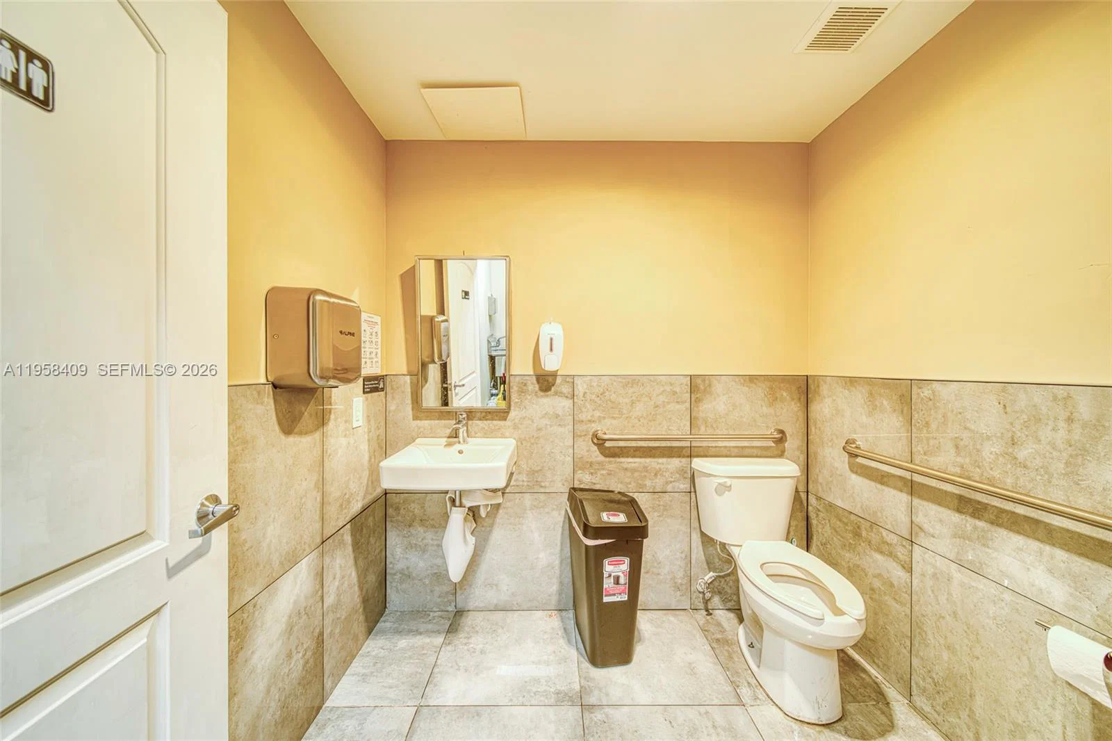 Turnkey Boba Tea Shop with Franchise Flexibility