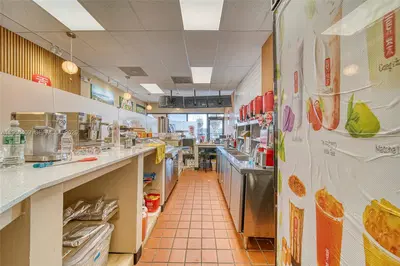 Turnkey Boba Tea Shop with Franchise Flexibility