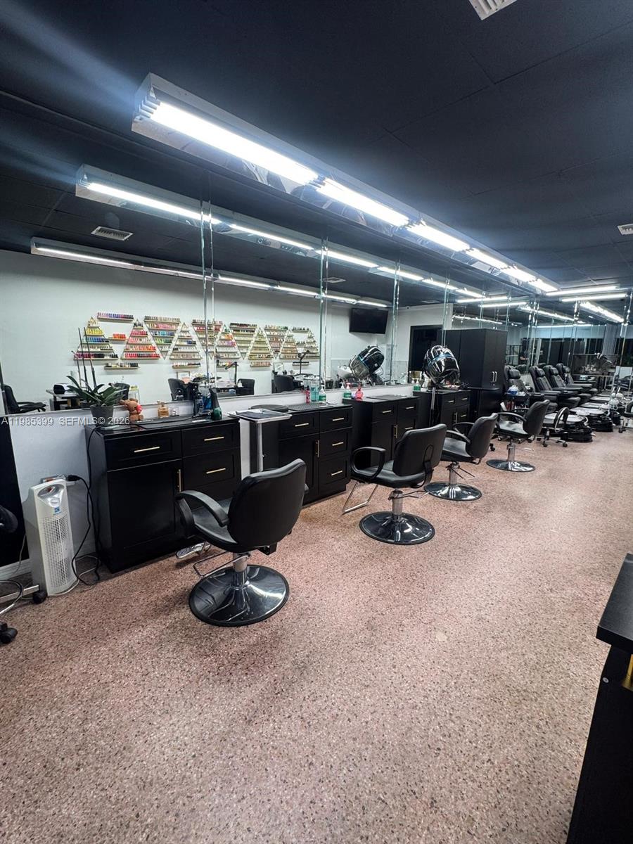 Established Hair Salon with Loyal Client Base