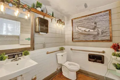 Turn Key Restaurant Space with Grease Trap and Equipment