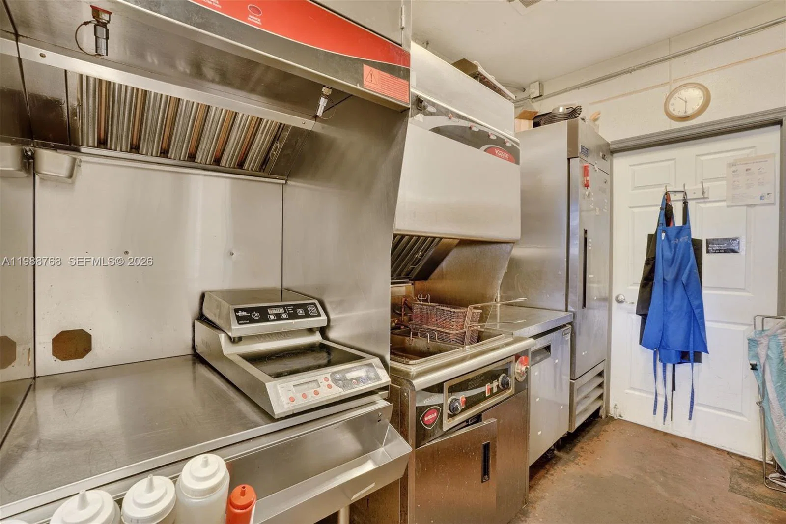 Turn Key Restaurant Space with Grease Trap and Equipment