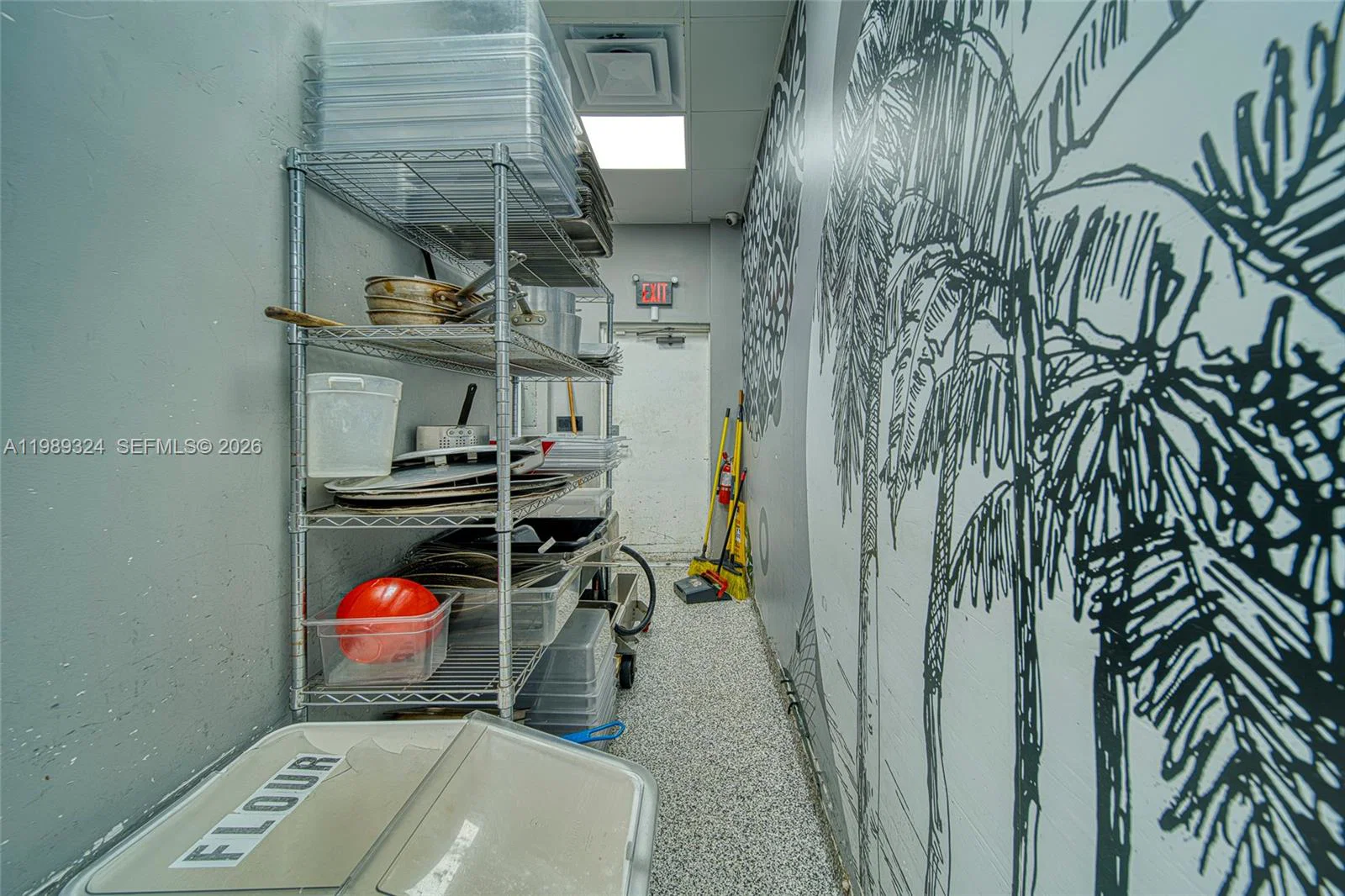 Complete Restaurant Assets with Long Term Lease