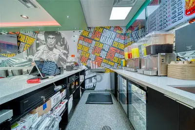 Complete Restaurant Assets with Long Term Lease