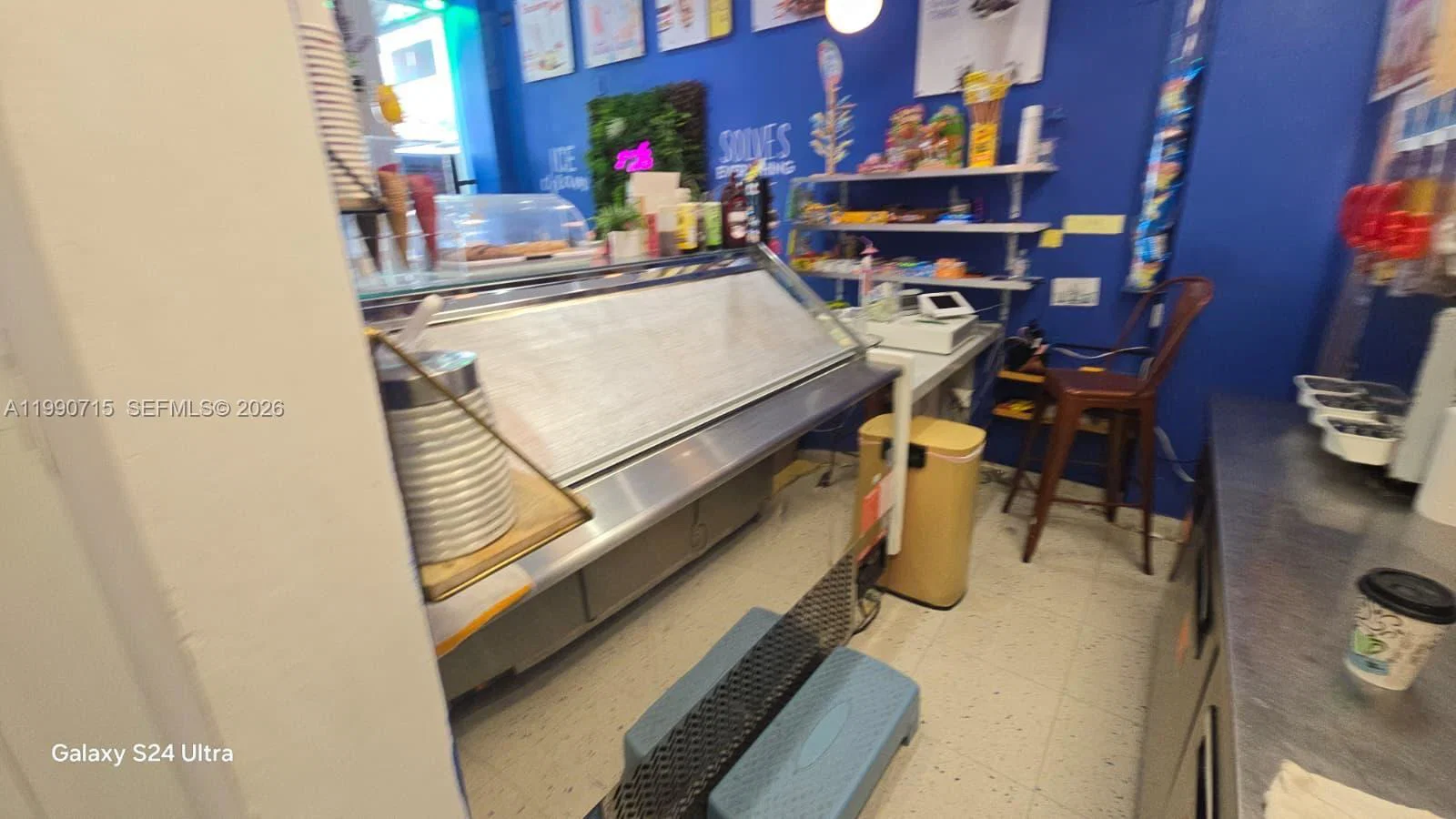 Turnkey Ice Cream Shop in a Prime Tourist Location