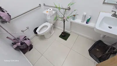 Turnkey Ice Cream Shop in a Prime Tourist Location