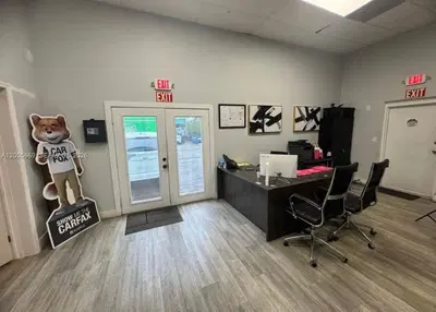 Established Auto Sales Business with Strong Vendor Relationships