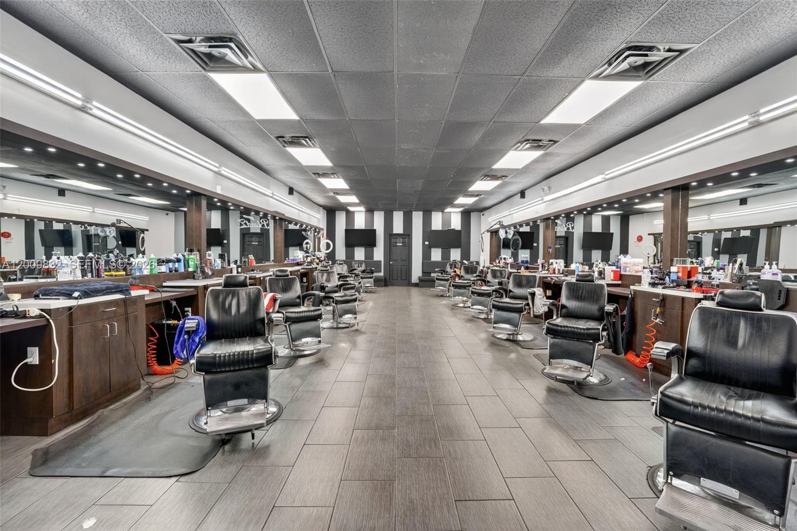 Established Barbershop with Loyal Customer Base