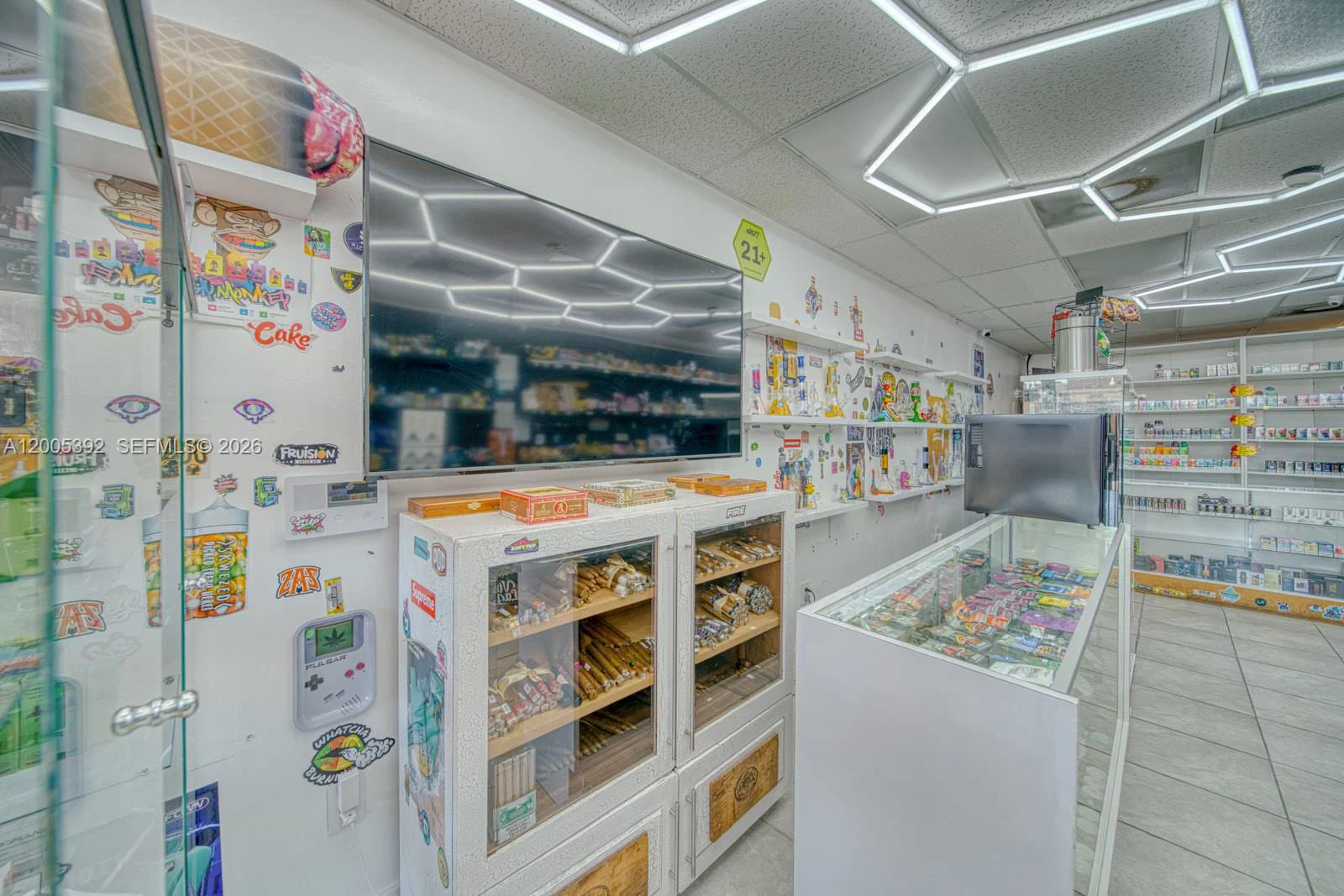 Complete Smoke Shop Inventory and Equipment Package