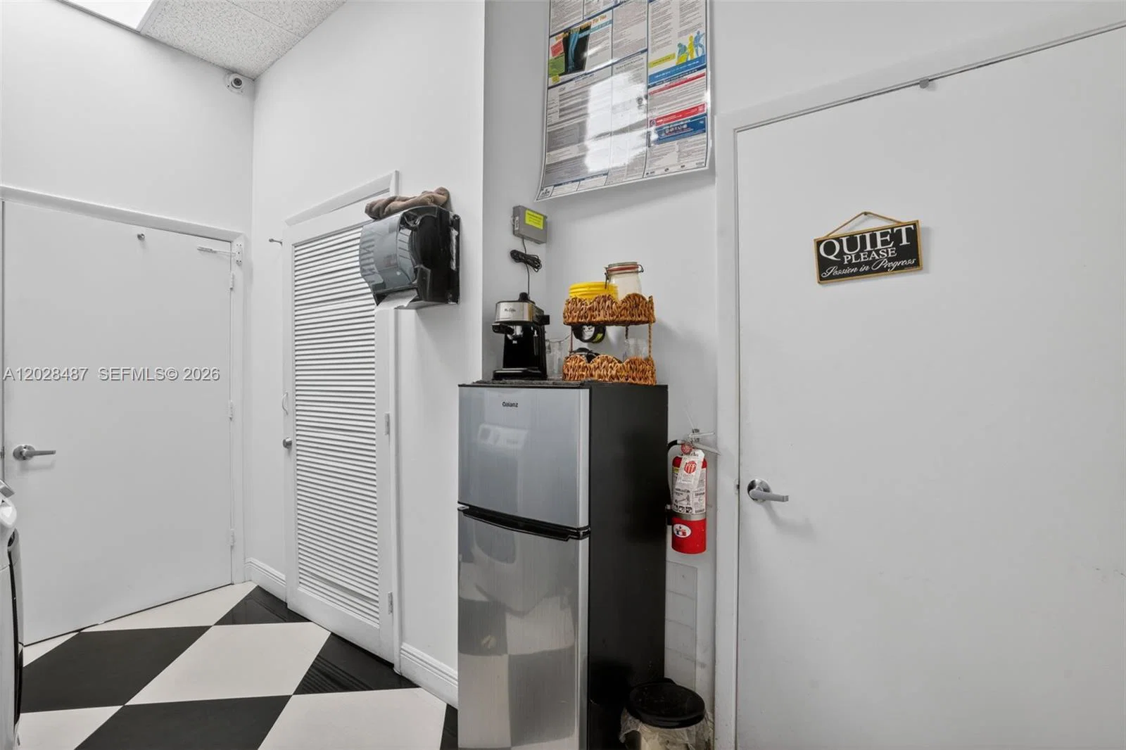 Complete Salon Equipment Package with Modern Fixtures