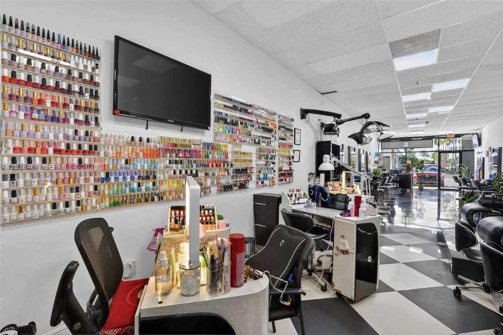 Complete Salon Equipment Package with Modern Fixtures