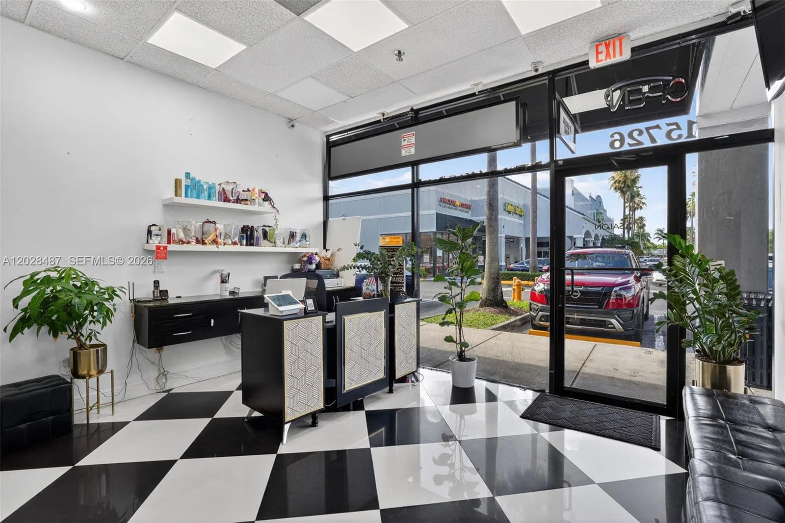 Complete Salon Equipment Package with Modern Fixtures