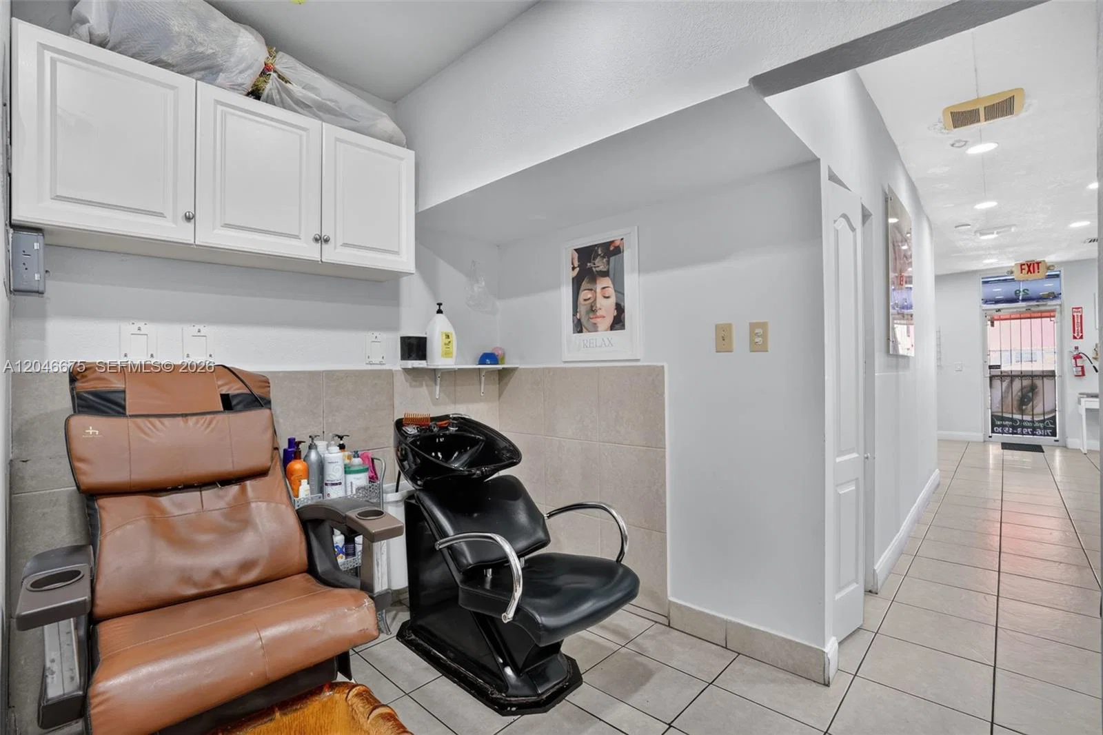 Complete Salon Equipment Package with Modern Stations