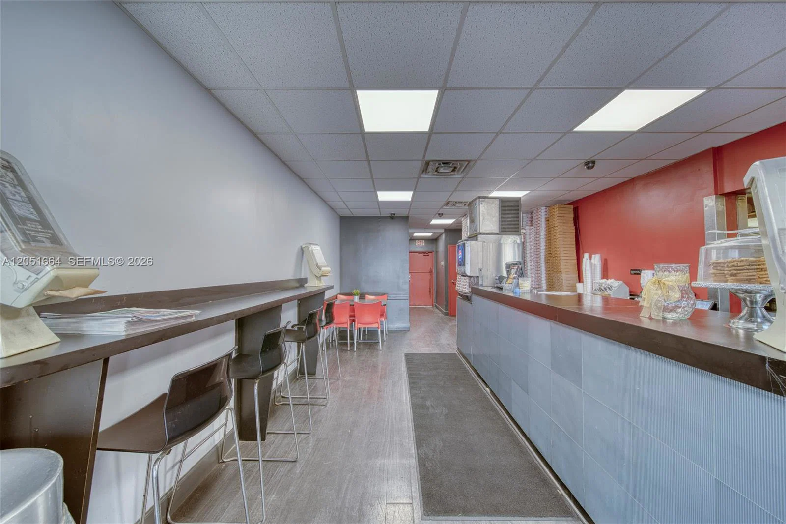 Profitable Pizzeria with a Prime High Traffic Location