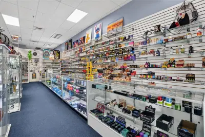 Complete Smoke Shop FFE Package in Prime Retail Plaza