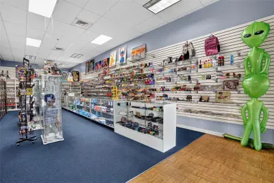 Complete Smoke Shop FFE Package in Prime Retail Plaza