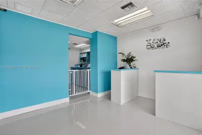 Turnkey Pet Care Business with Favorable Lease