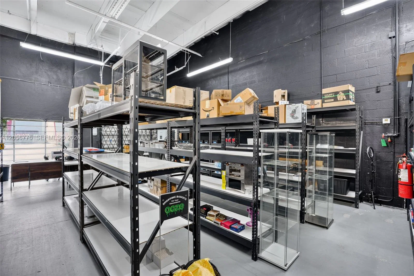 Complete Smoke Shop Fixtures and Equipment Package