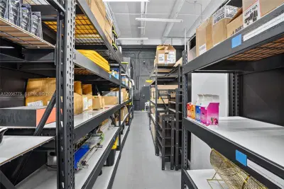 Complete Smoke Shop Fixtures and Equipment Package