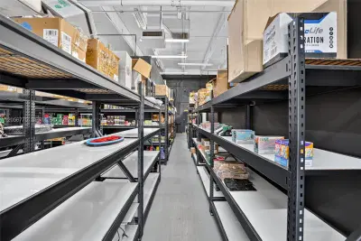 Complete Smoke Shop Fixtures and Equipment Package