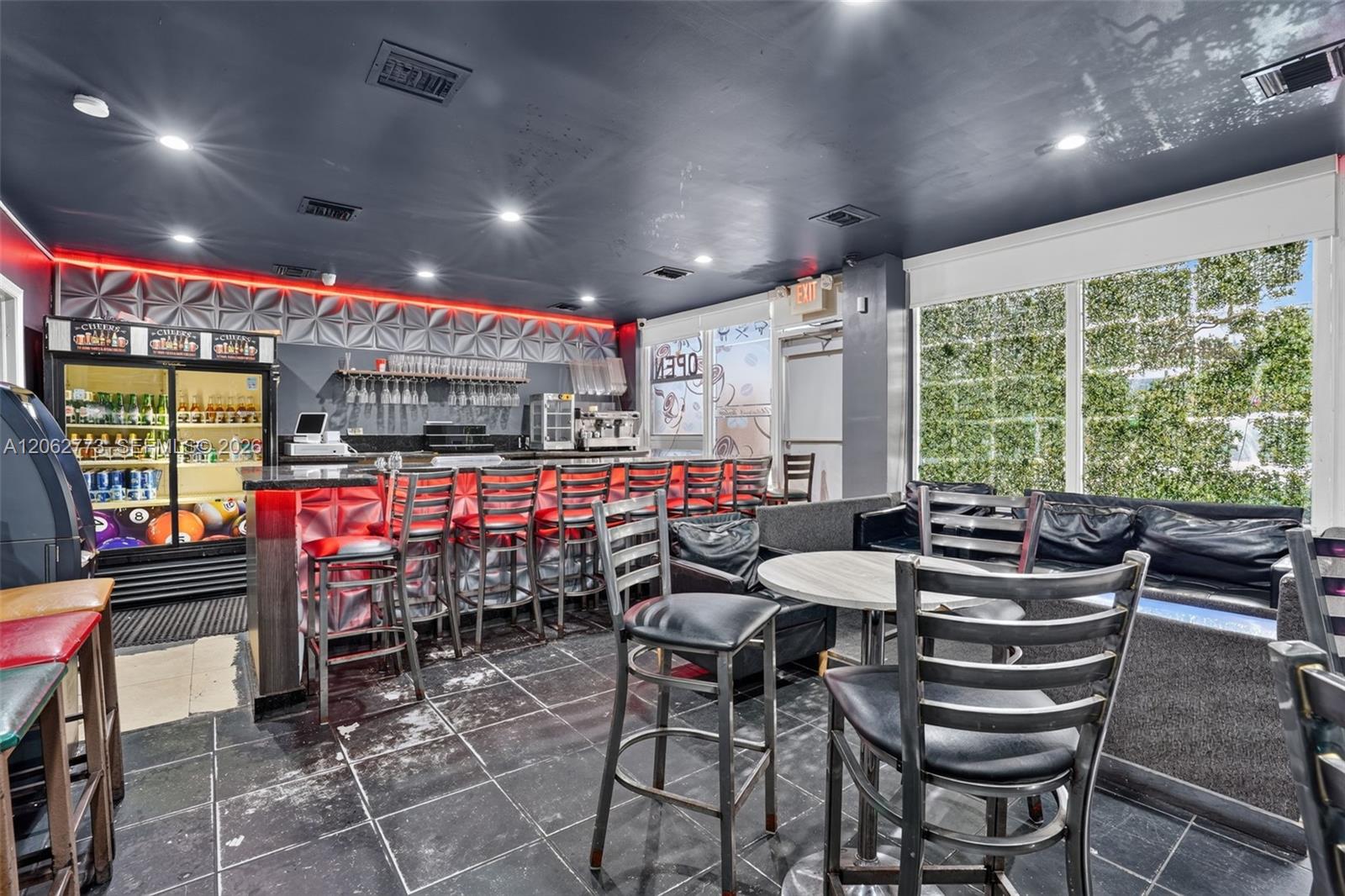 Turnkey Cafeteria and Sports Bar with Beer and Wine License