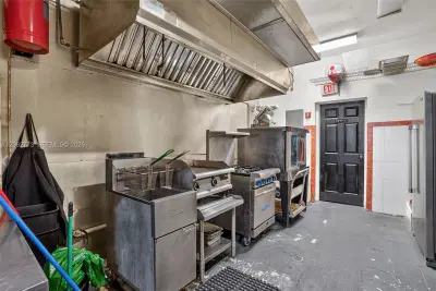 Turnkey Cafeteria and Sports Bar with Beer and Wine License
