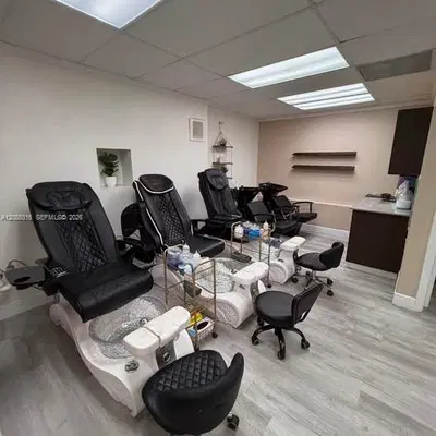 Complete Beauty Salon Equipment Package with Private Suite
