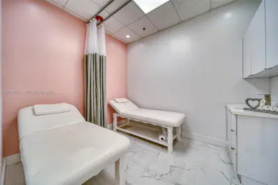 Complete Salon Equipment Package with 8 Pedicure Stations