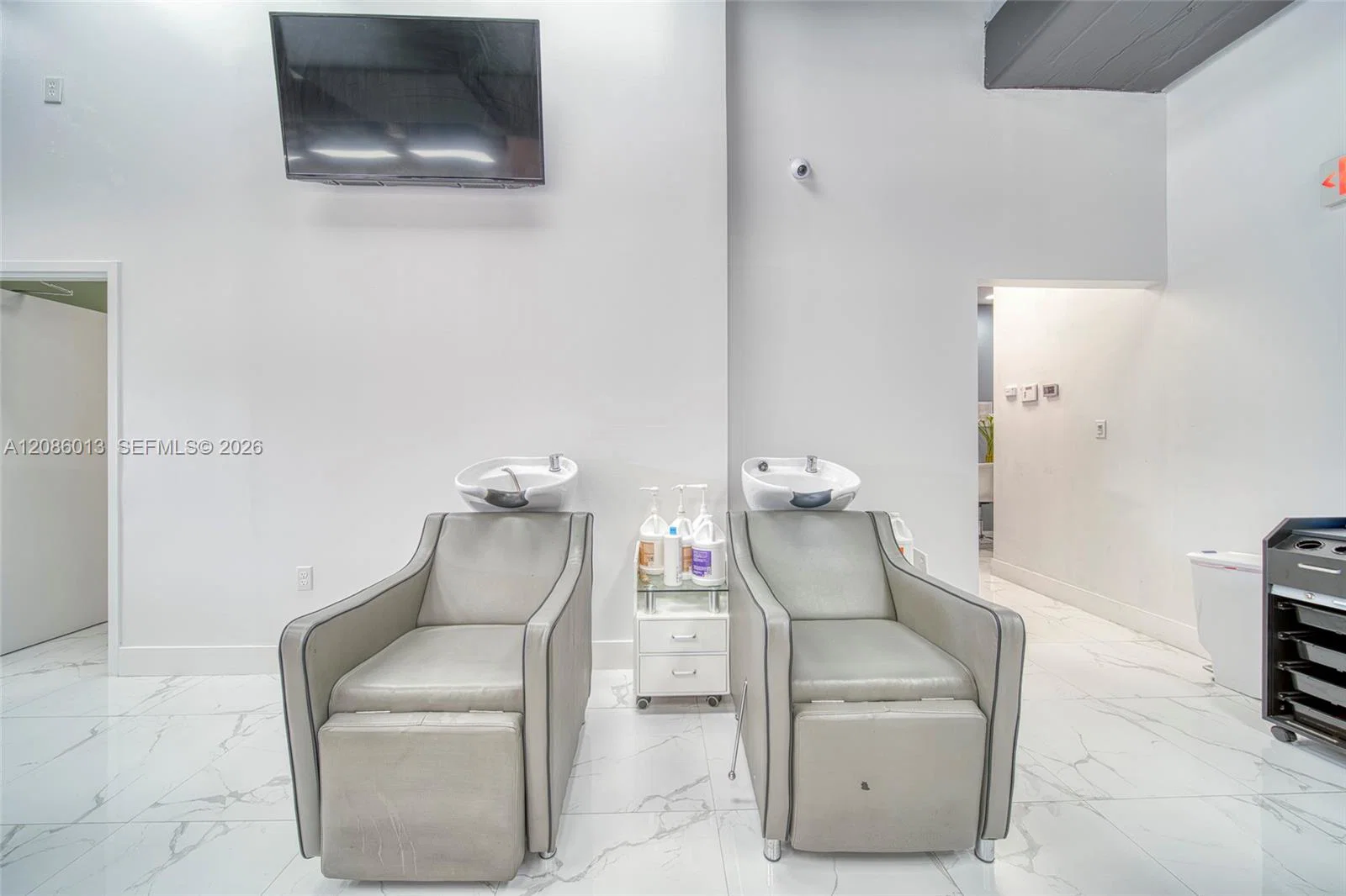 Complete Salon Equipment Package with 8 Pedicure Stations