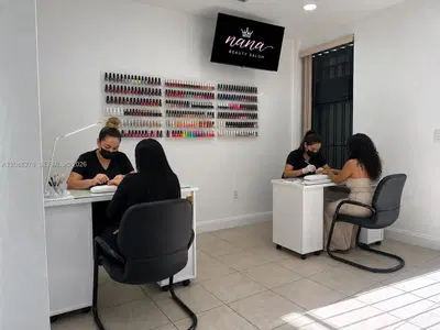 Turnkey Hair Salon at a Prime, High Traffic Intersection