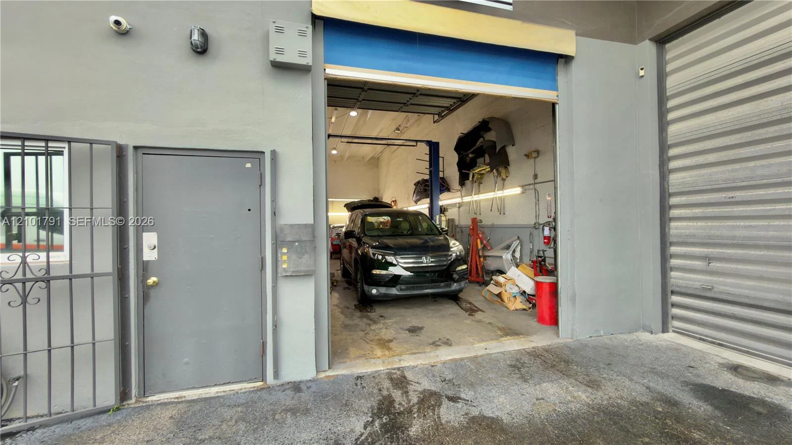 Complete Automotive Repair Shop Equipment and Licenses