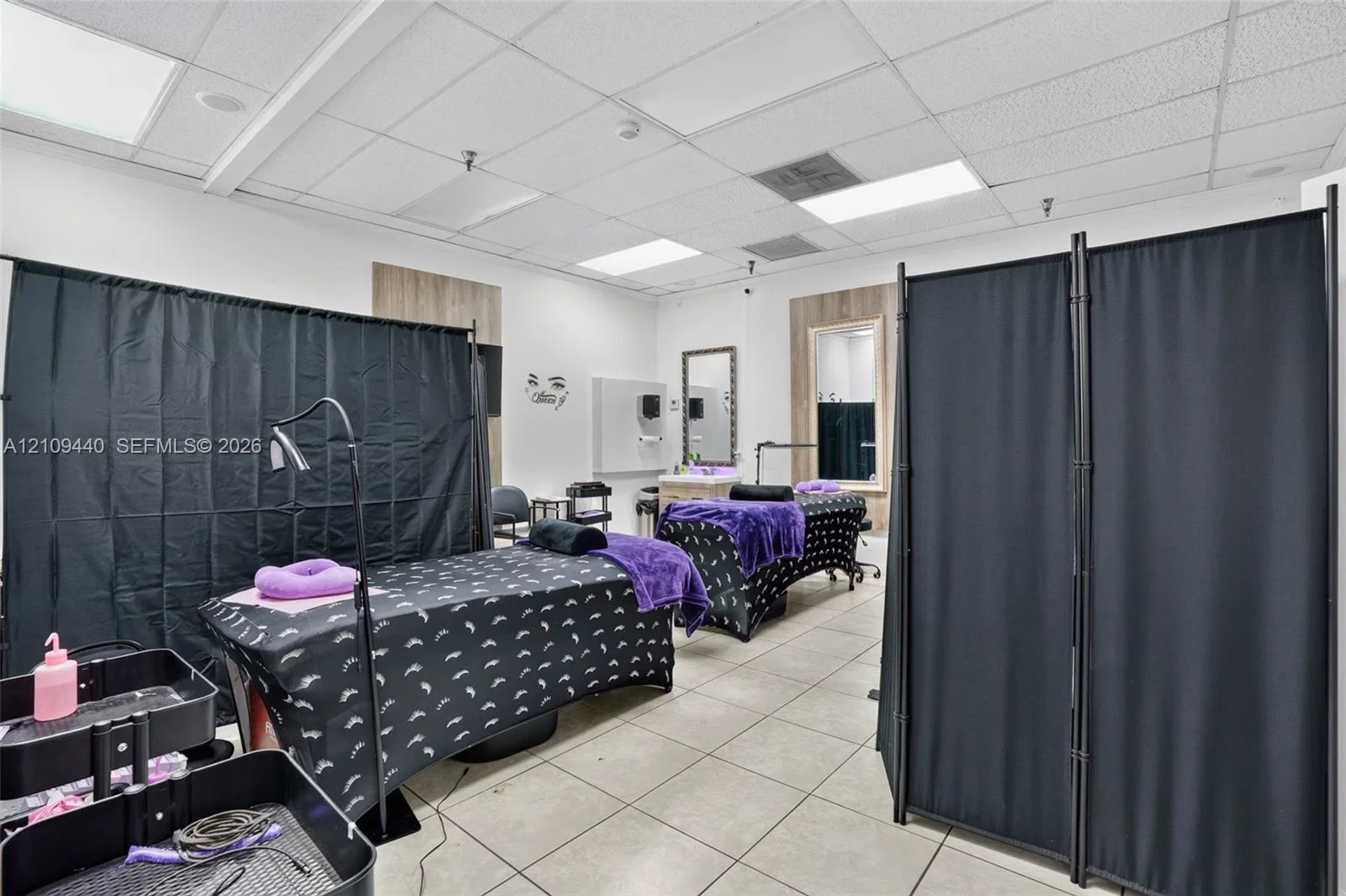 Complete Beauty Salon Equipment and Fixtures Package
