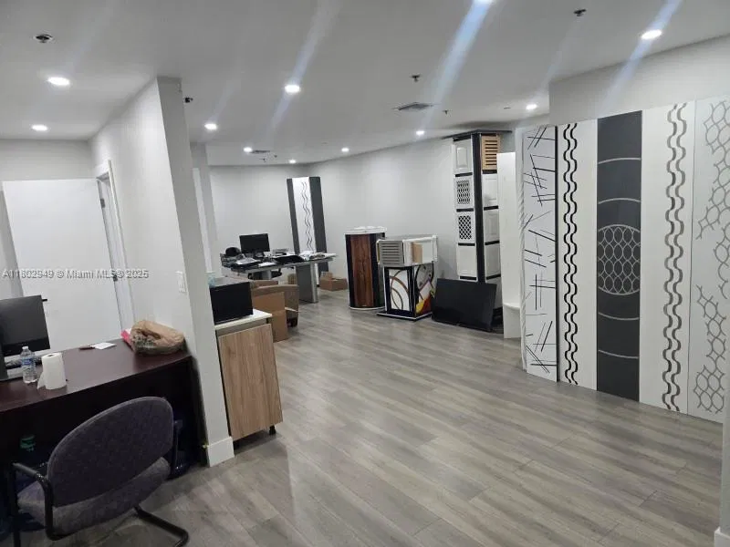 Turnkey Industrial Carpentry with Advanced Machinery