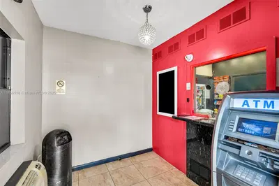 Profitable Motel with Prime Tourist Corridor Location