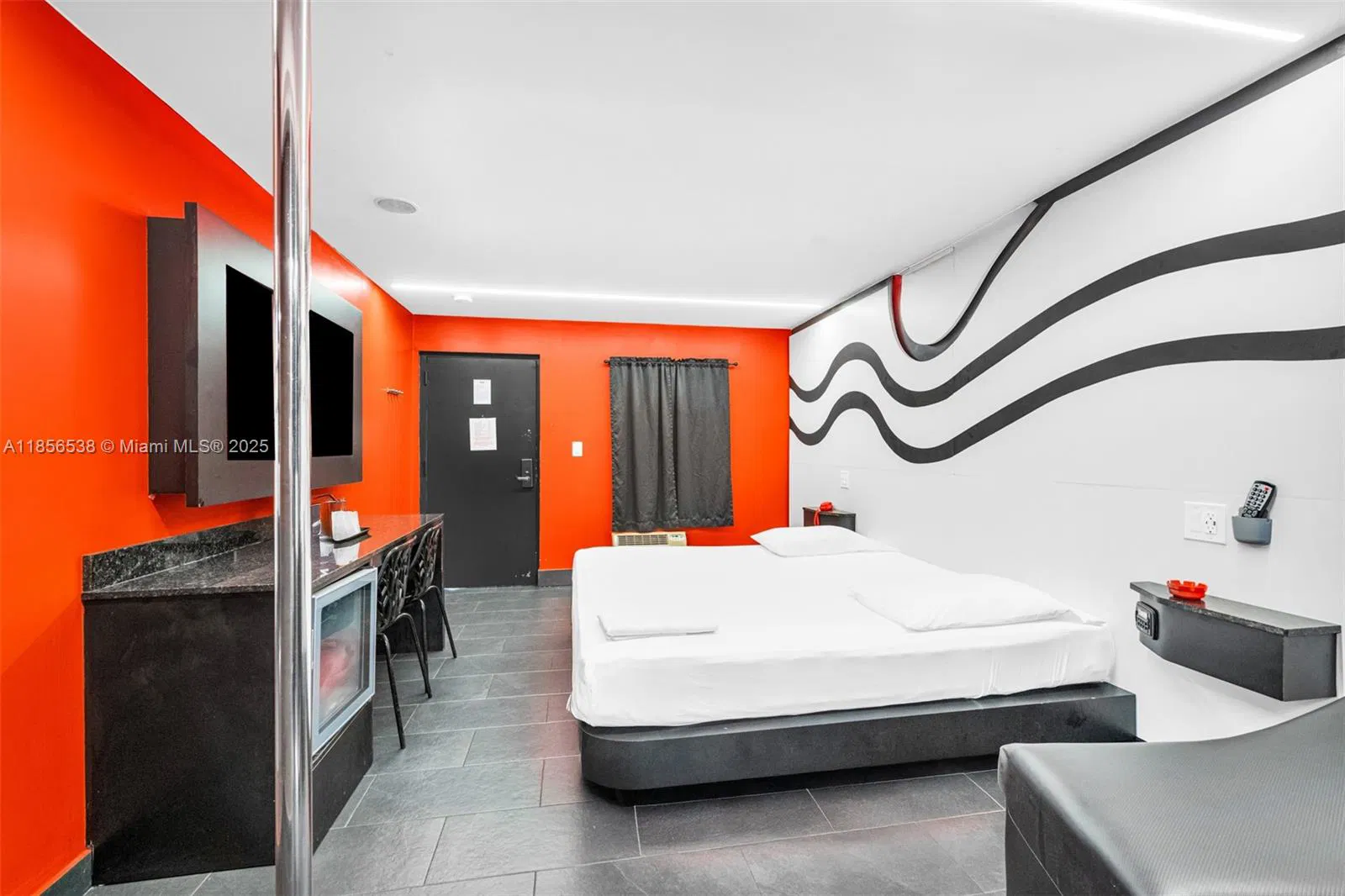 Profitable Motel with Prime Tourist Corridor Location