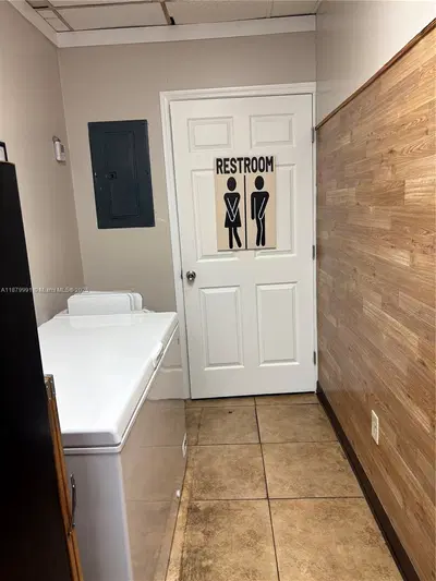 Established Cafe with a Loyal Customer Base