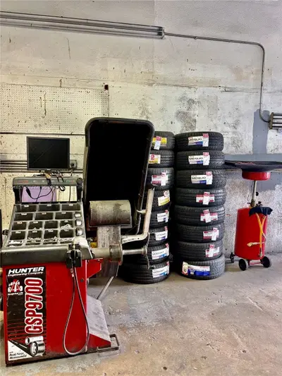 Established Tire Shop and Oil Change with Active Client Base