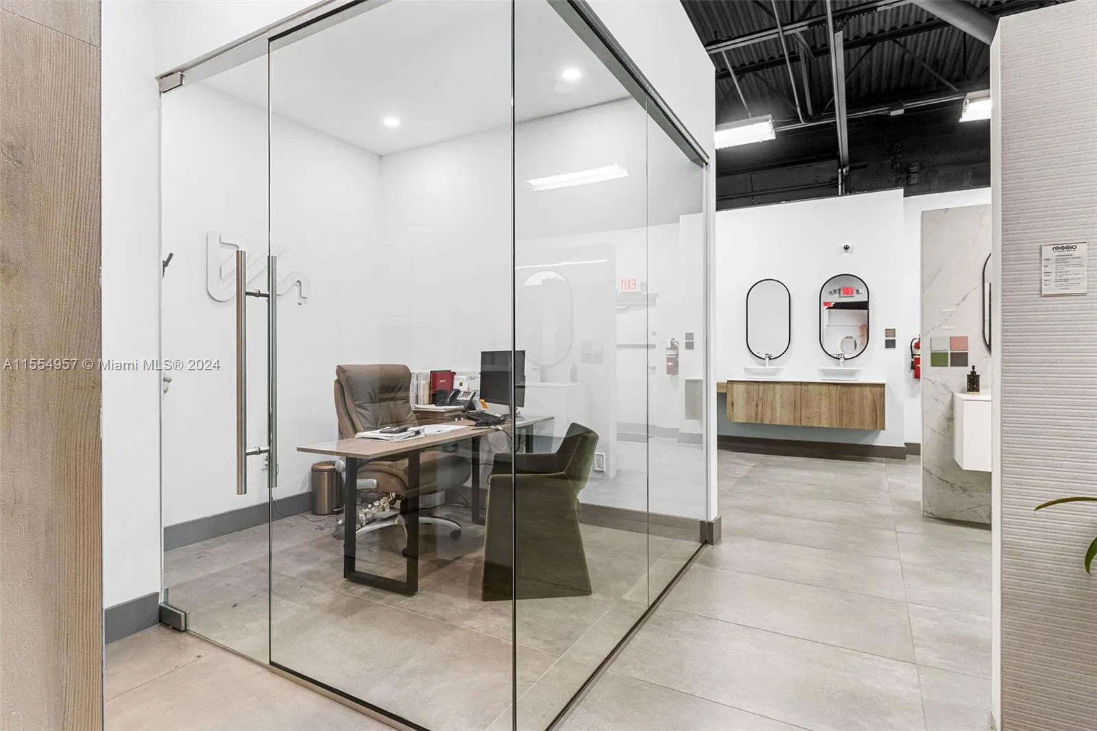 Premier Tile and Stone Retailer with Prime Showroom