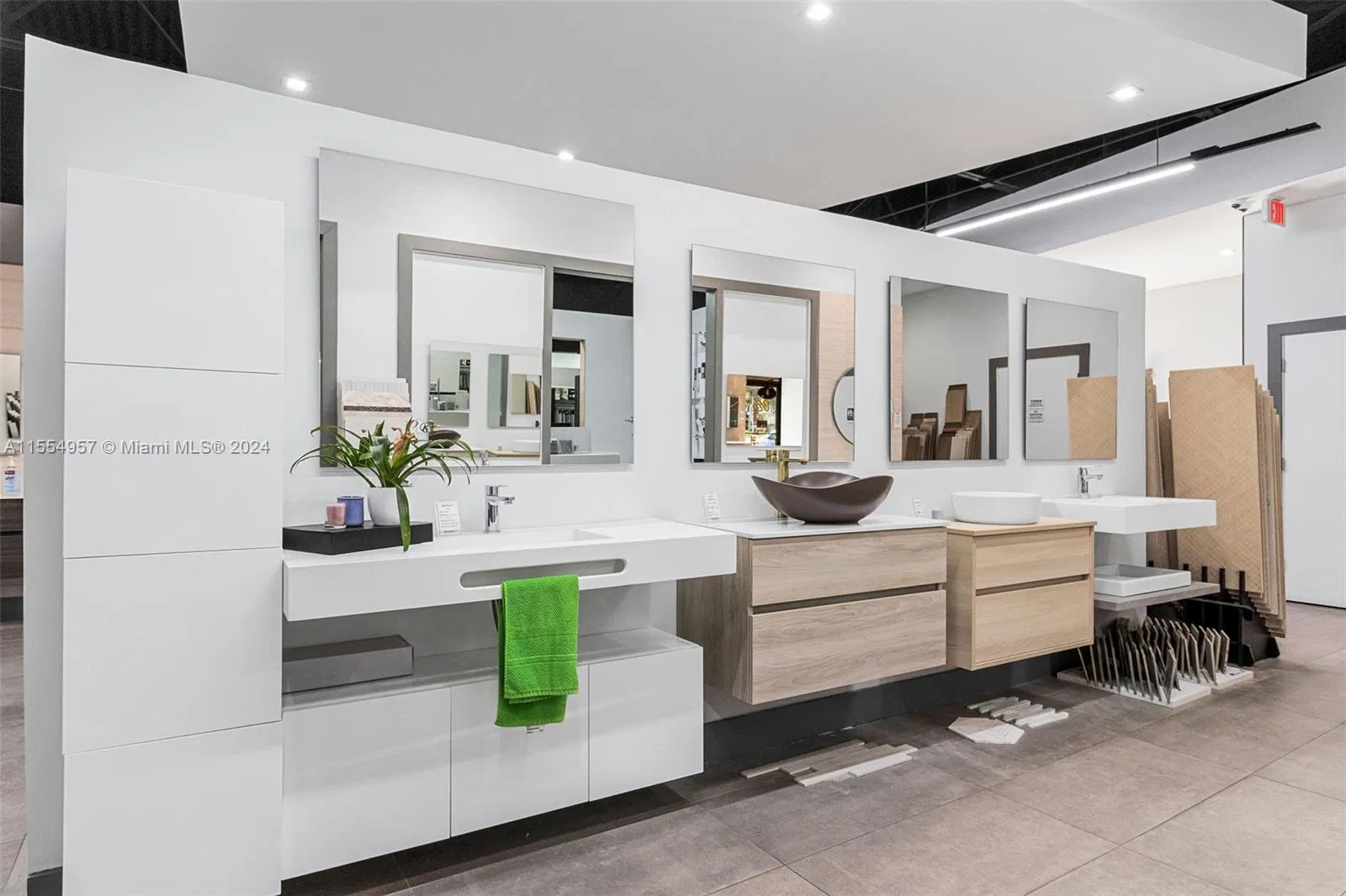 Premier Tile and Stone Retailer with Prime Showroom