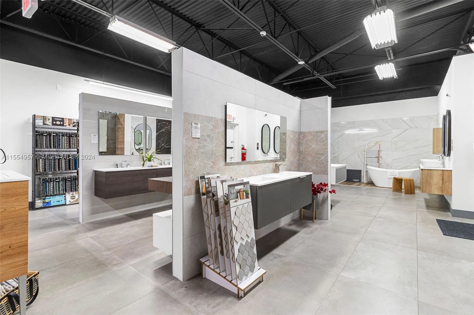 Premier Tile and Stone Retailer with Prime Showroom