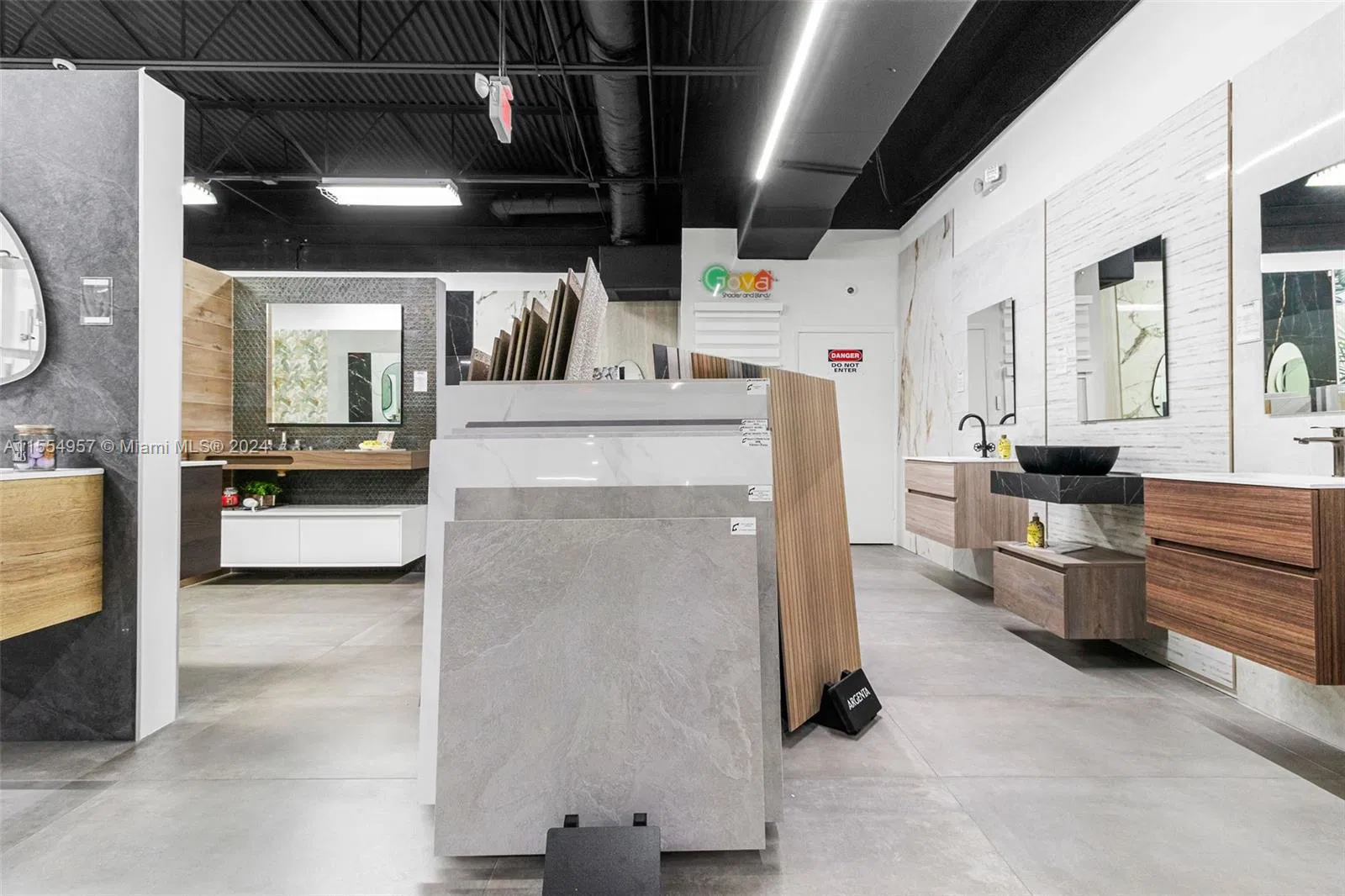 Premier Tile and Stone Retailer with Prime Showroom